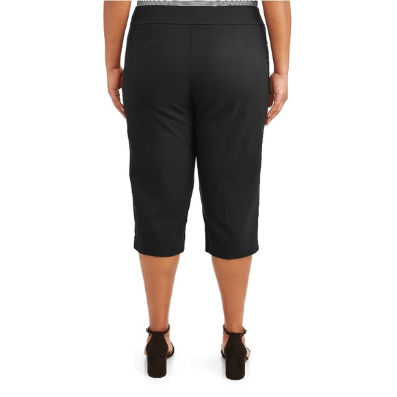 Terra & Sky Women's Plus Size Stretch Capri Pant - Picture 3 of 5